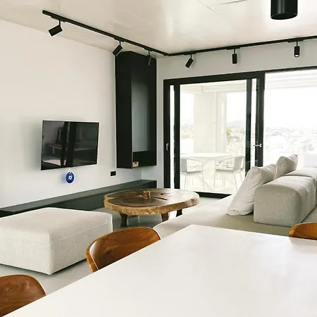 Olo Luxury Penthouse By 8essentially Apartment *
