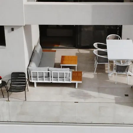 Olo Luxury Penthouse By 8essentially Apartment *