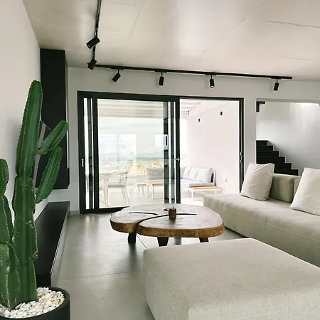 Olo Luxury Penthouse By 8essentially *