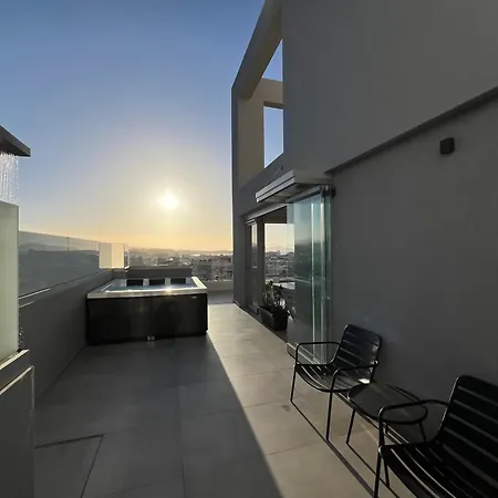 Olo Luxury Penthouse By 8essentially Apartment